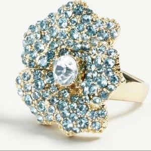 NWT Ann Taylor Large Floral Crystal Ring  8  Aqua